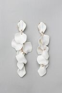 Leaf earrings long, matt white