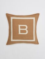 B-logo 50x50, camel/ivory